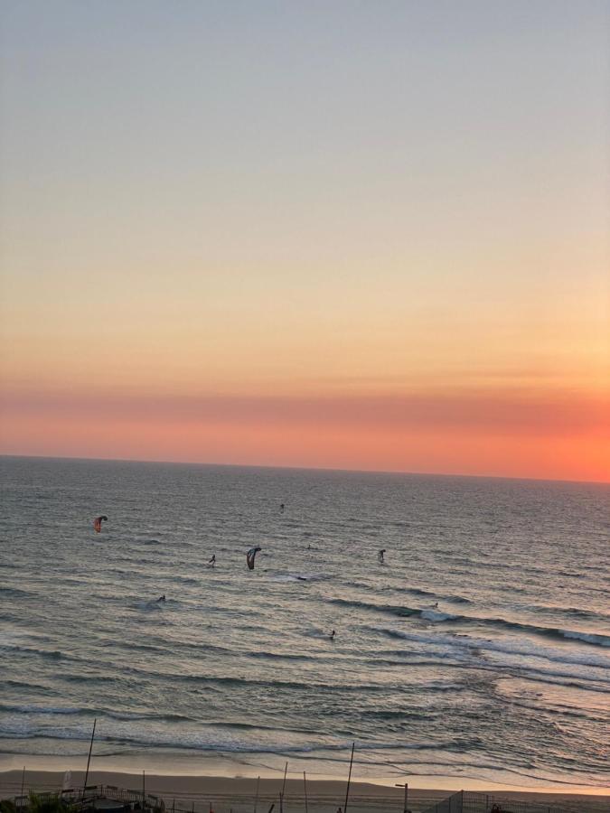 Apartment Oskar Beach Bat Yam Exterior photo