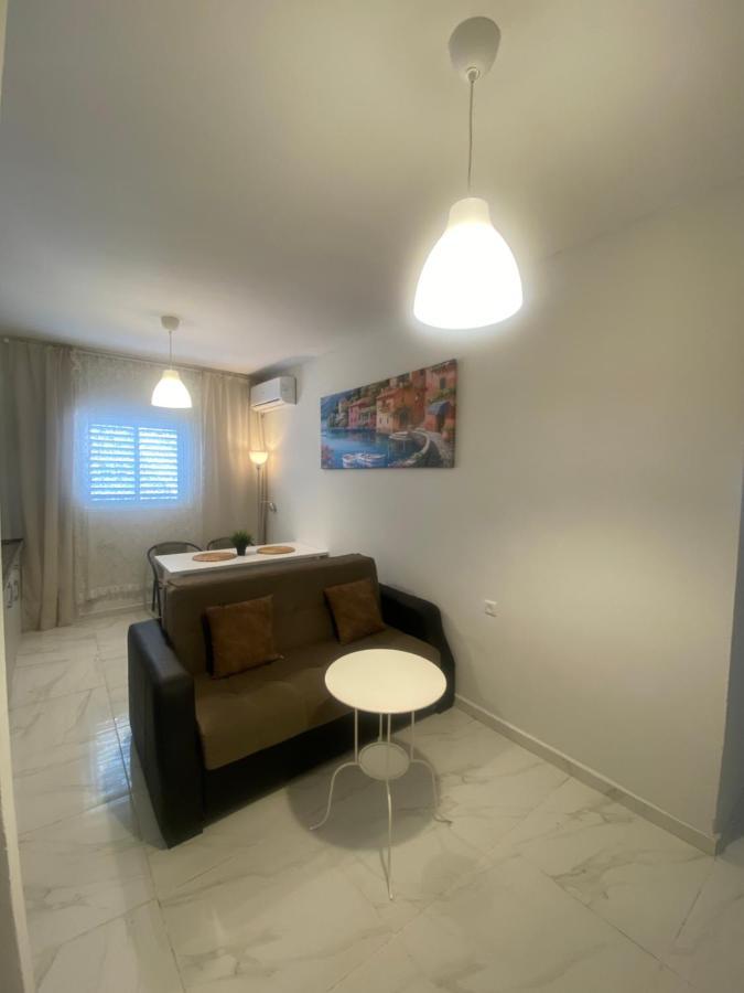 Apartment Oskar Beach Bat Yam Exterior photo